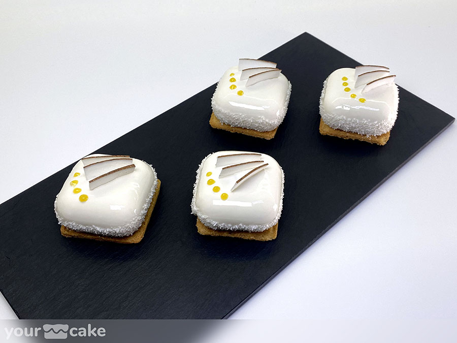 Mini tartas mousse de coco y piña caramelizada - Foto Mini 0